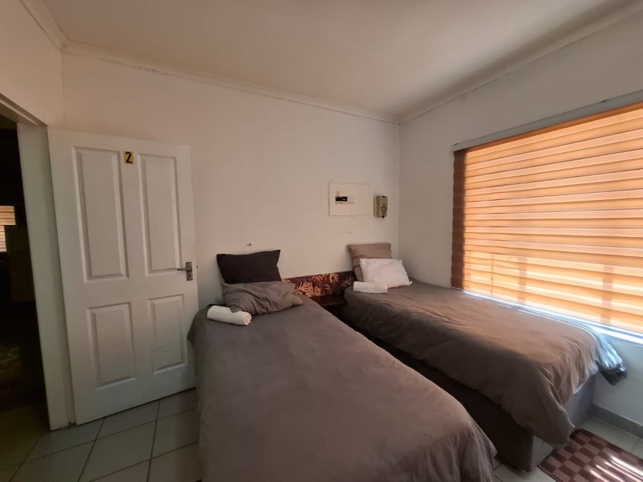 5 Bedroom Property for Sale in Oos Einde North West